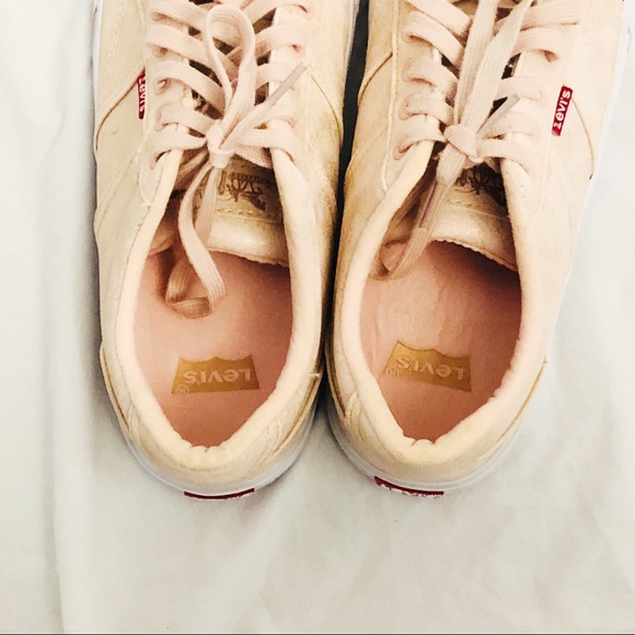 Levi’s Pink and White Tennis Sneakers Size 9 - Picture 5 of 5